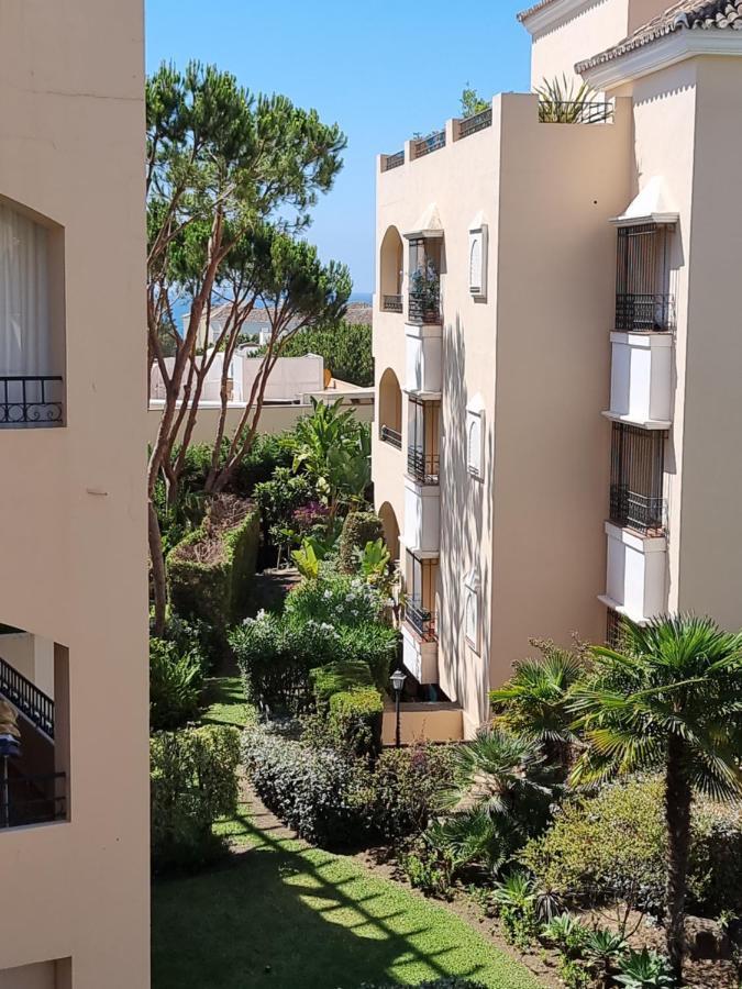 Luxury Hacienda Playa Lägenhet Marbella Exteriör bild