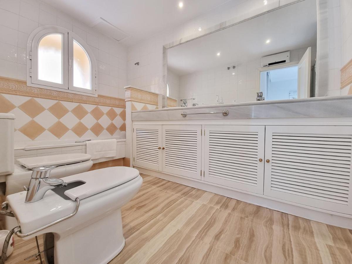 Luxury Hacienda Playa Lägenhet Marbella Exteriör bild