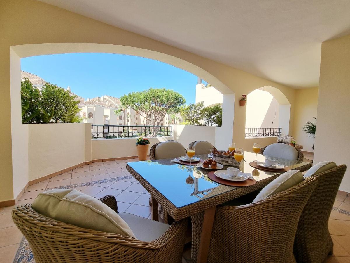 Luxury Hacienda Playa Lägenhet Marbella Exteriör bild