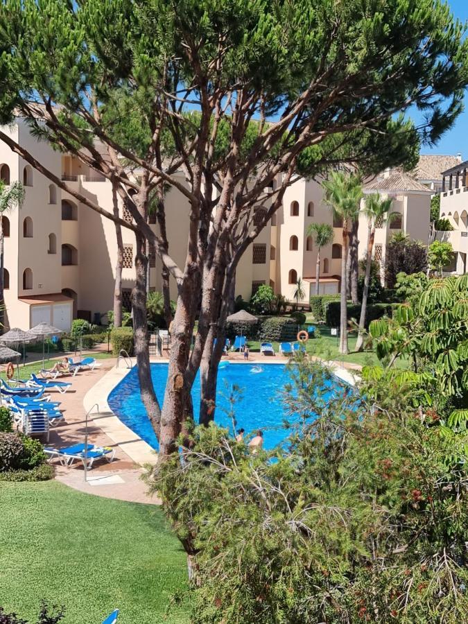 Luxury Hacienda Playa Lägenhet Marbella Exteriör bild